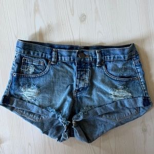 Amuse society Jean shorts